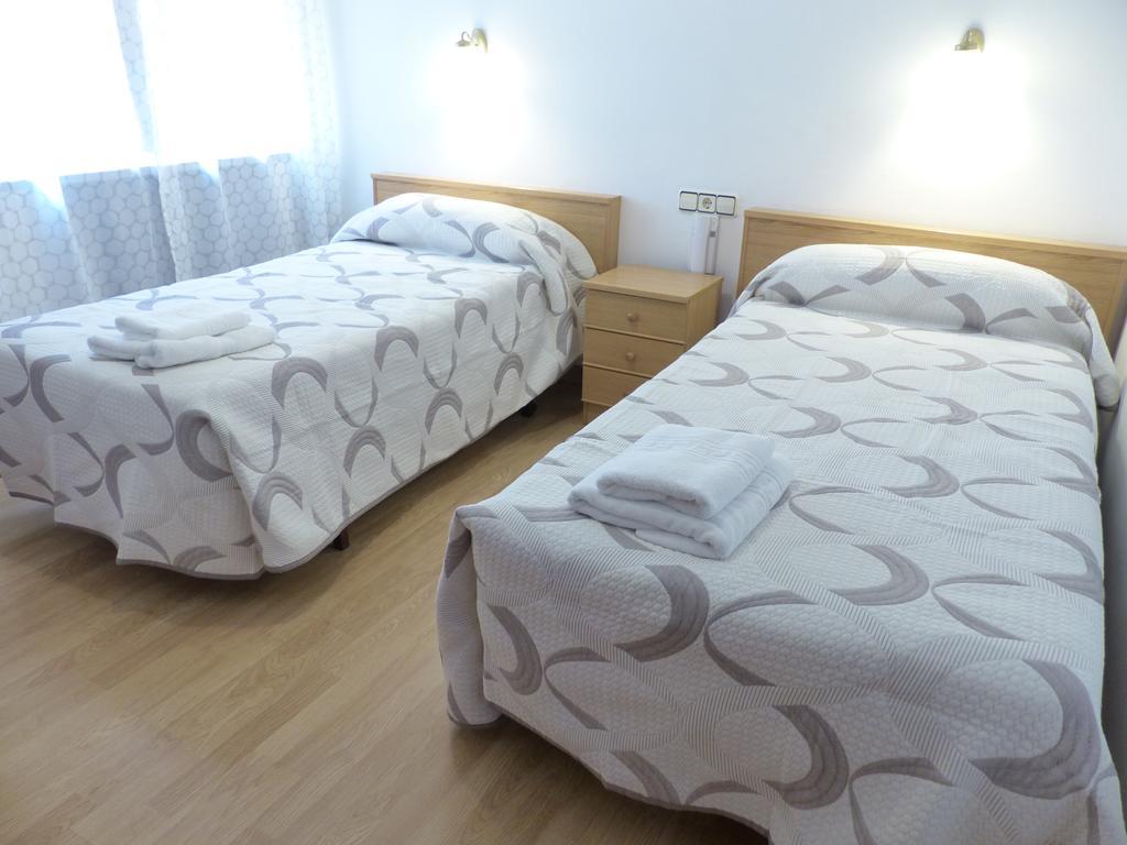 Pension Oria Luarca Buitenkant foto