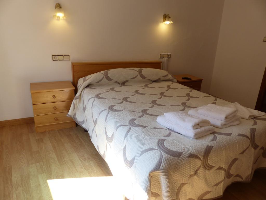 Pension Oria Luarca Buitenkant foto