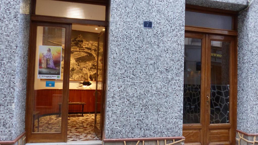 Pension Oria Luarca Buitenkant foto
